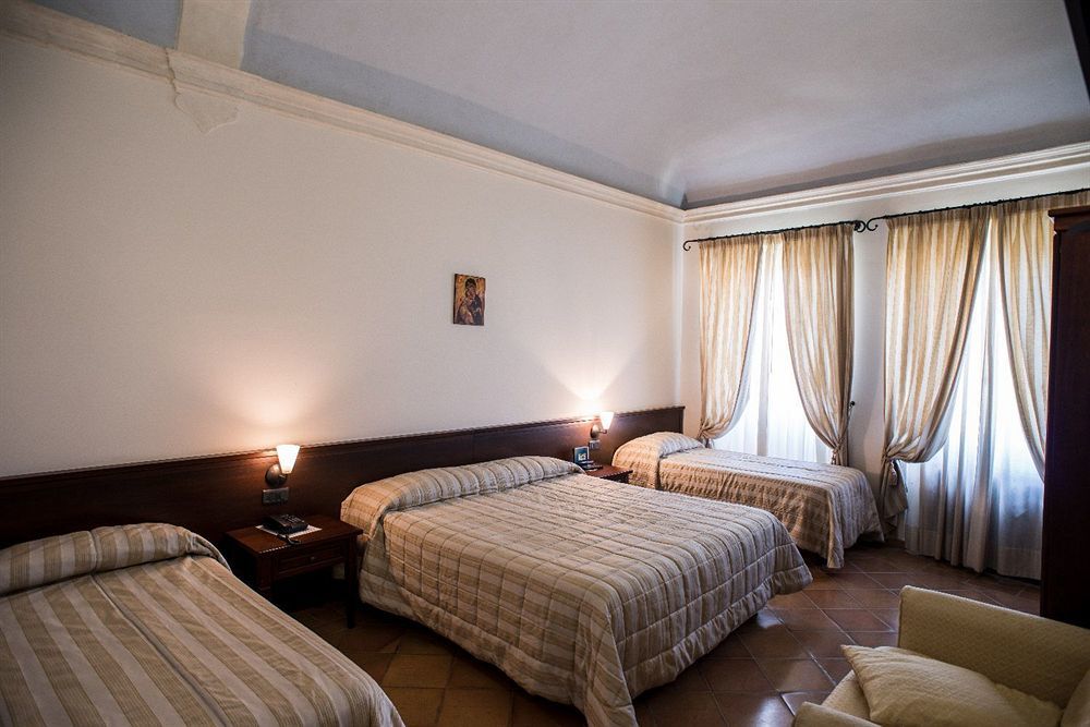 Hotel San Claudio Корридония Экстерьер фото