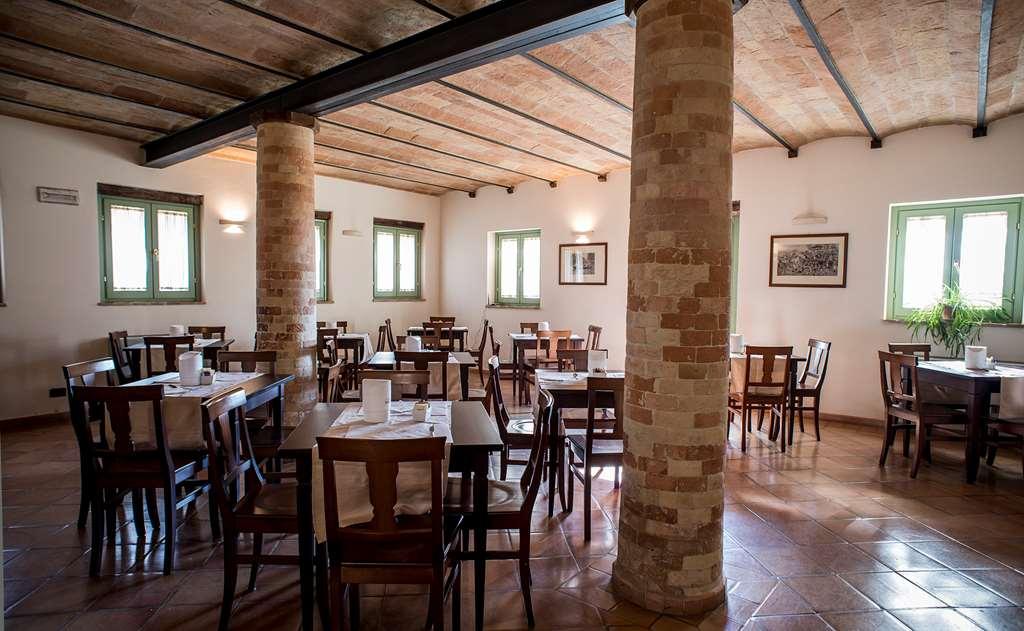 Hotel San Claudio Корридония Ресторан фото